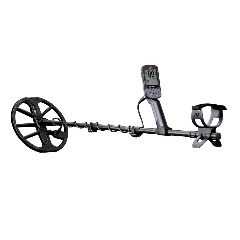 MINELAB Equinox 900 Multi-Frequency Metal Detector